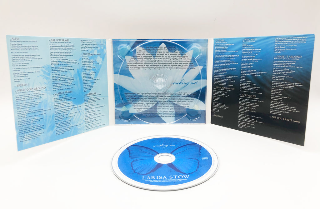 Reaching Out - Larisa Stow - CD
